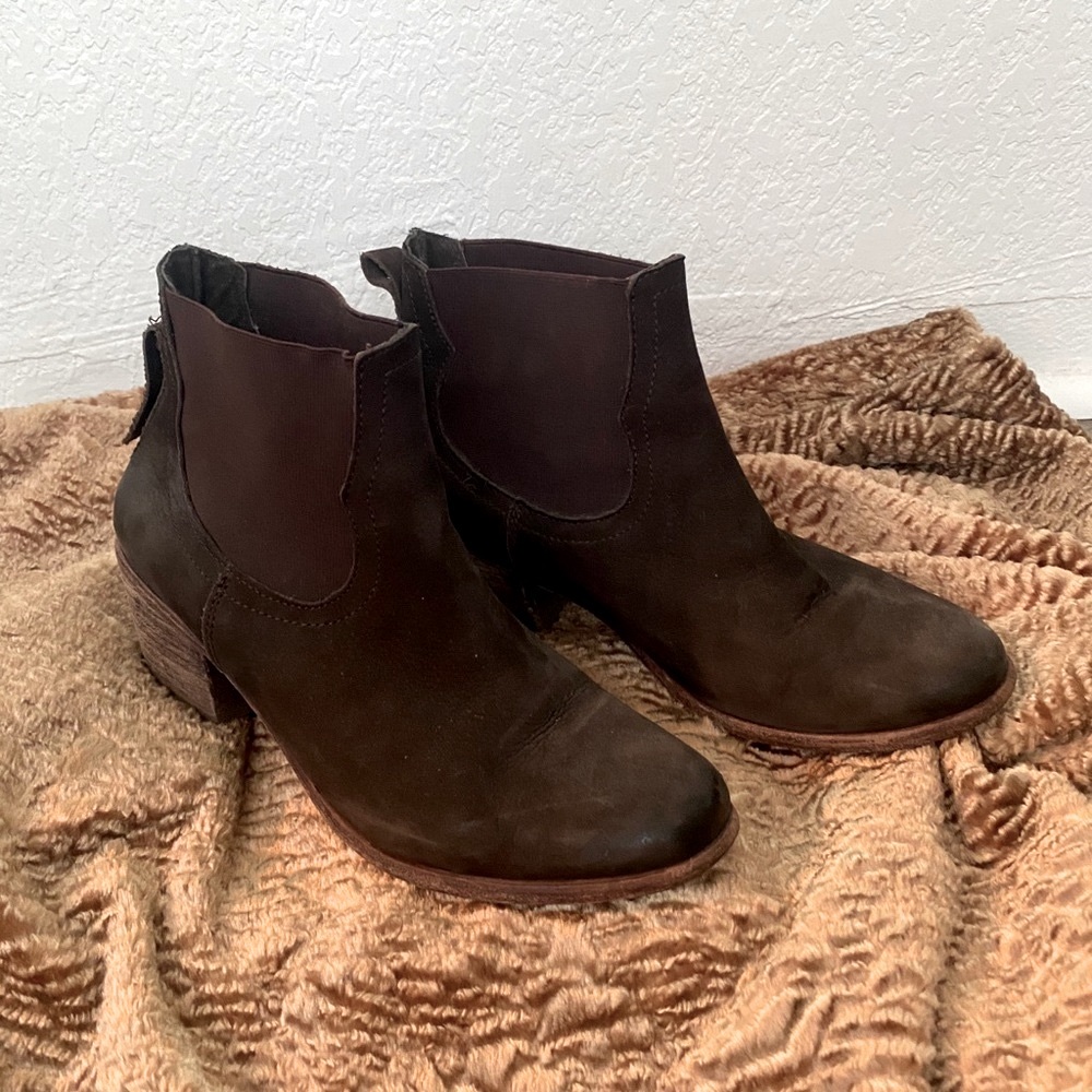 Genuine Italian Leather Short Booties